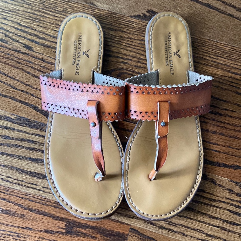 American eagle flip flops